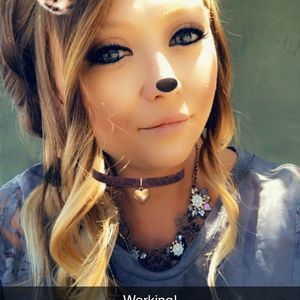 Meet your Posher, Stephanie